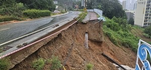 [속보] 거제·통영 물폭탄에 국가소방동원령…1명 사망, 3명 경상, 136명 구조