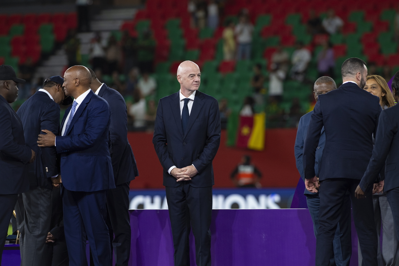 FIFA President Gianni Infantino (center) attends the trophy presentation ceremony following the Women’s Africa Cup of Nations final match between Cameroon and Malawi, in Rabat, Morocco, Sunday.    (EPA-Yonhap)