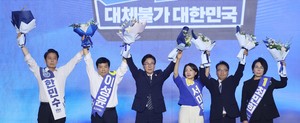 與 신임 당대표 김민석…친청계 최민희·이성윤·한민수 당선 [이런정치]