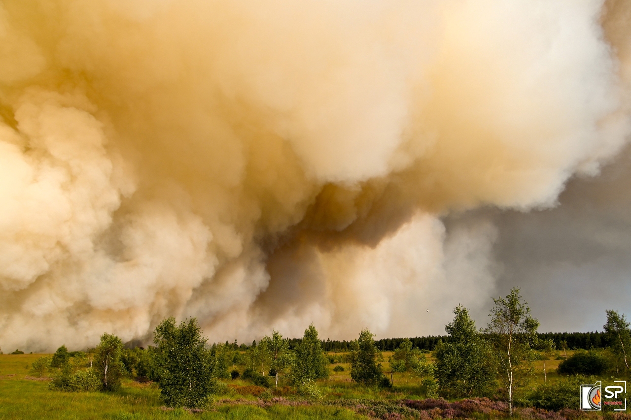 A wildfire in the Hautes Fagnes nature reserve in August (AFP-Yonhap)