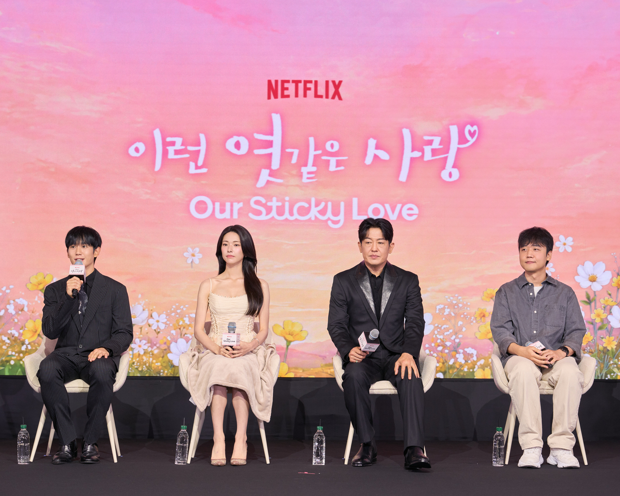 Actors Jung Hae-in (left), Ha Young (second from left) and other cast members of Netflix’s series “Our Sticky Love” attend a press conference in Seoul on Aug. 5. (Netflix via Yonhap)