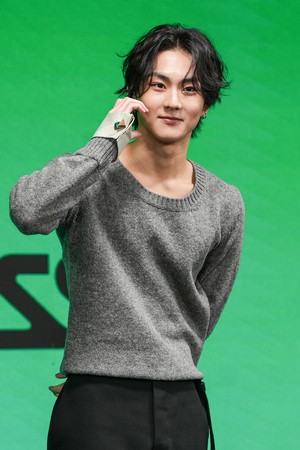 엔하이픈 정원 “재계약 구체적 논의는 아직..좋은 결과 있을 수 있게 할 것”