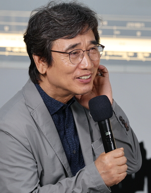 유시민 “내가 이재명을 왜 싫어해?”…이하늘과 낚시 근황