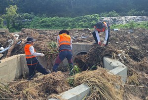Geoje, Tongyeong continue flood recovery after disaster zone designation