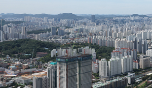 작년보다 140만원 올랐다...월급 삼키는 월세, 호텔이 더 싸질 판 [부동산360]
