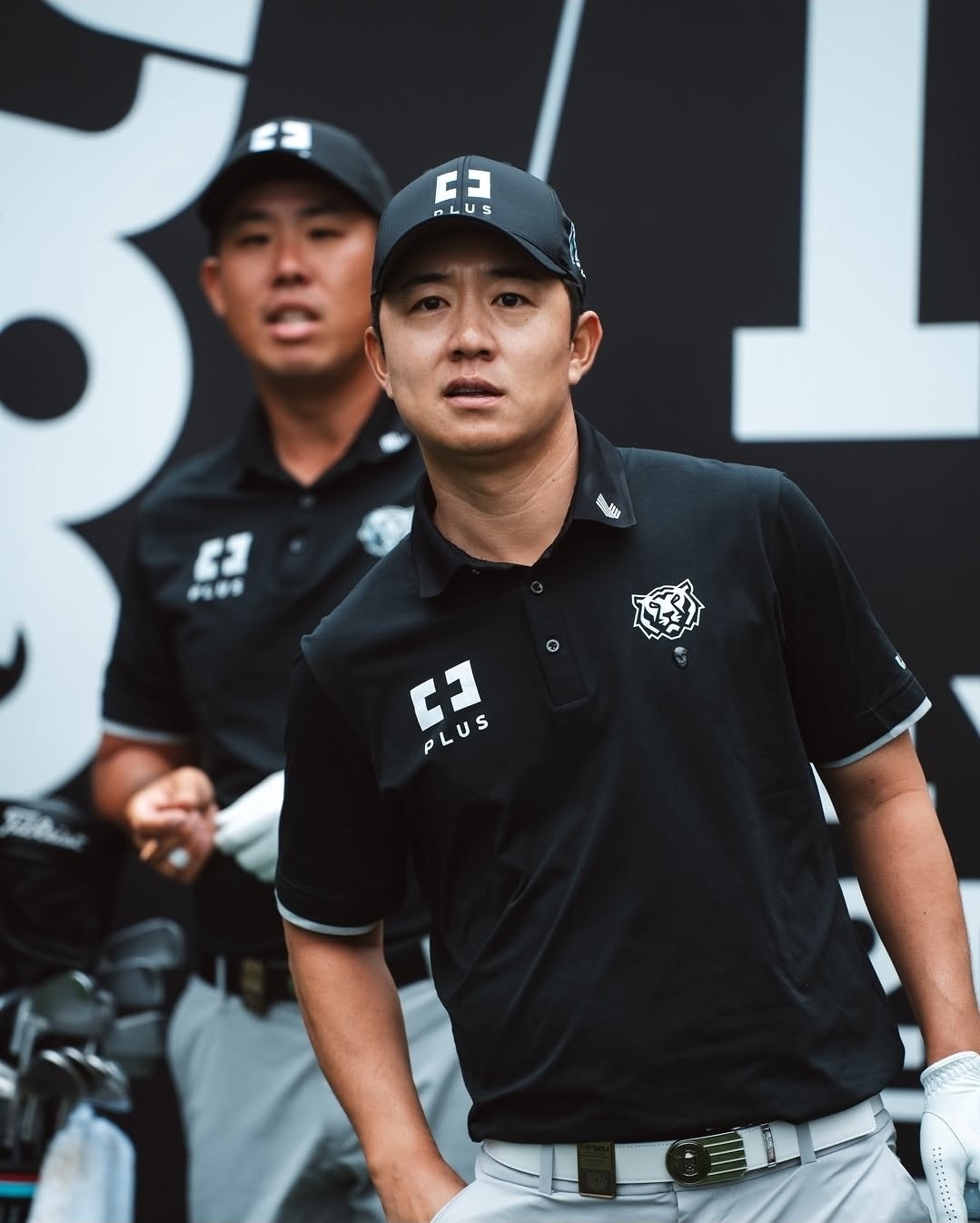 Song Young-han moved up to tied sixth place after the third round. [Photo=LIV Golf]