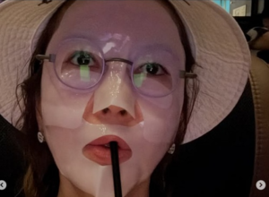 ‘한창♥’ 장영란, 동안 미모 비결은 이것?..영화관서 마스크