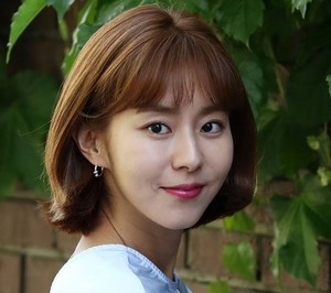 수영복 몸매 공개한 유이…172㎝·51㎏ 유지하는 습관은 ‘이 운동’