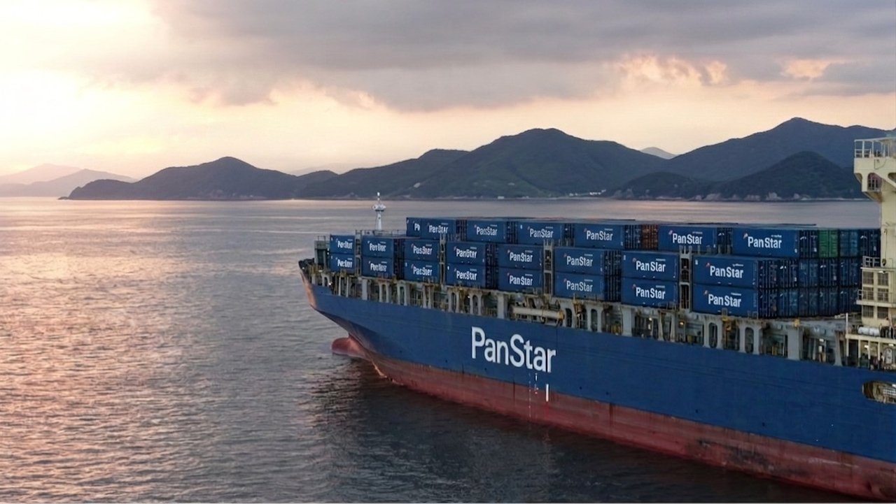 The Panstar Acro sets off from Busan on Saturday to begin its Arctic route voyage. [Panstar Enterprise]