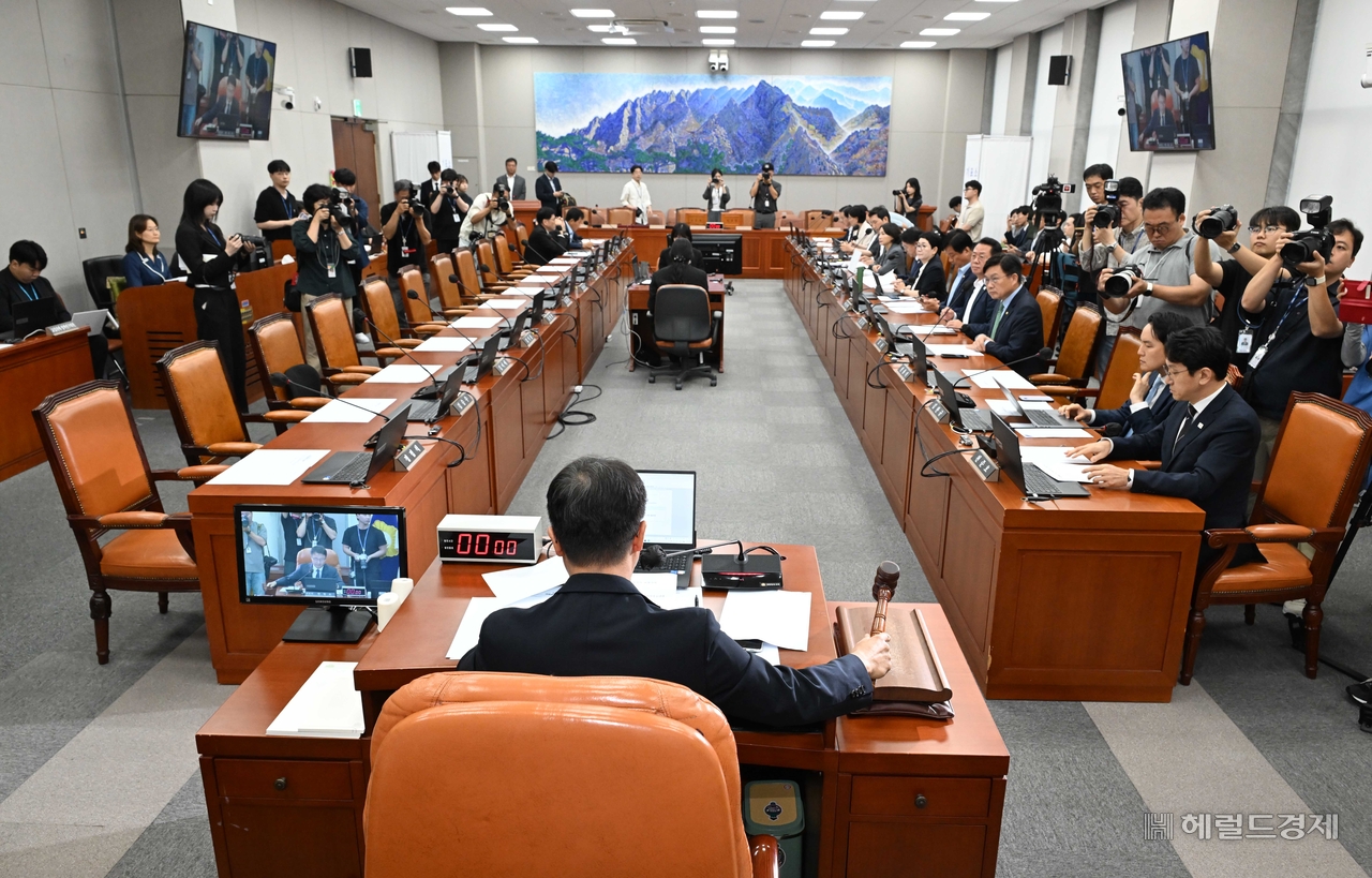 Assembly Operations Committee Convenes As Resolution To Expel PPP assembly-operations-committee-convenes-as-resolution-to-expel-ppp