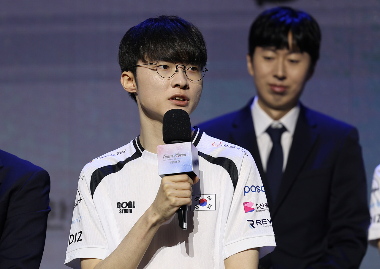 Lee "Faker" Sang-hyeok speaks during a press event held in Seoul, Tuesday. (Yonhap)