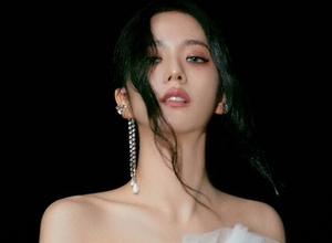 BLACKPINK's Jisoo to release new solo single next month