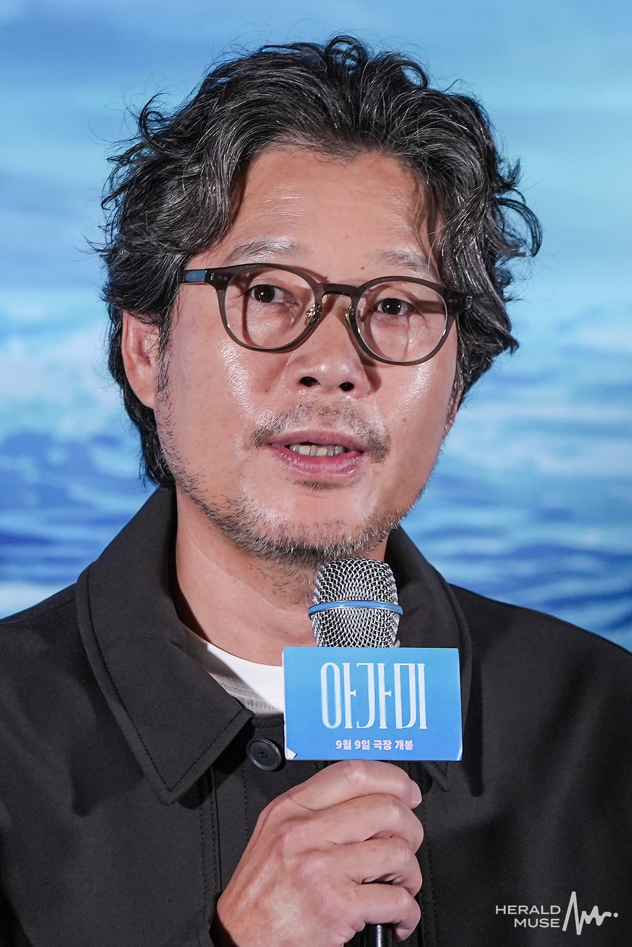 [헤럴드뮤즈=민경빈 기자] 배우 유재명이 26일 오후 서울 용산구 CGV용산아이파크몰점에서 진행된 애니메이션 ‘아가미’ (감독 안재훈) 언론시사회에 참석해 소감을 전하고 있다.
