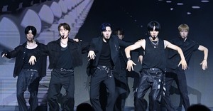 [포토]SF9 ‘군무란 바로 이런 것’