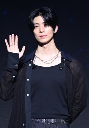 [포토]SF9 휘영 ‘정규 2집으로 돌아 왔어요’