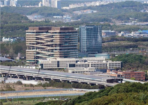 청라국제도시에 조성된 하나금융그룹 하나드림타운 전경. [인천경제청 제공]