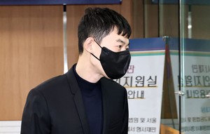 ‘문항거래’ 현우진 1심서 무죄…“청탁 아닌 사적거래”