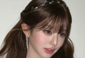 장원영, AI 같은 비주얼에 반전 볼륨감..미모에 한계가 없네