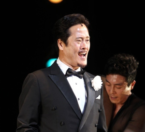 [뮤즈이슈]“뮤지컬처럼 변론 가능” 남경주, 제자 성폭행 혐의로 국민참여재판