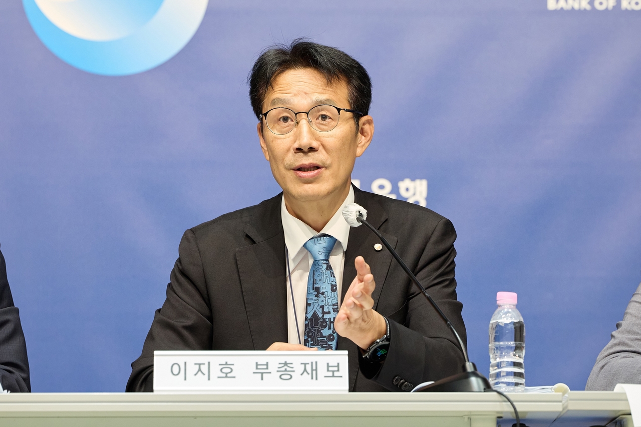 이지호 한국은행 부총재보가 27일 오후 ‘경제전망 설명회’에서 발언하고 있다. [한국은행 제공]
