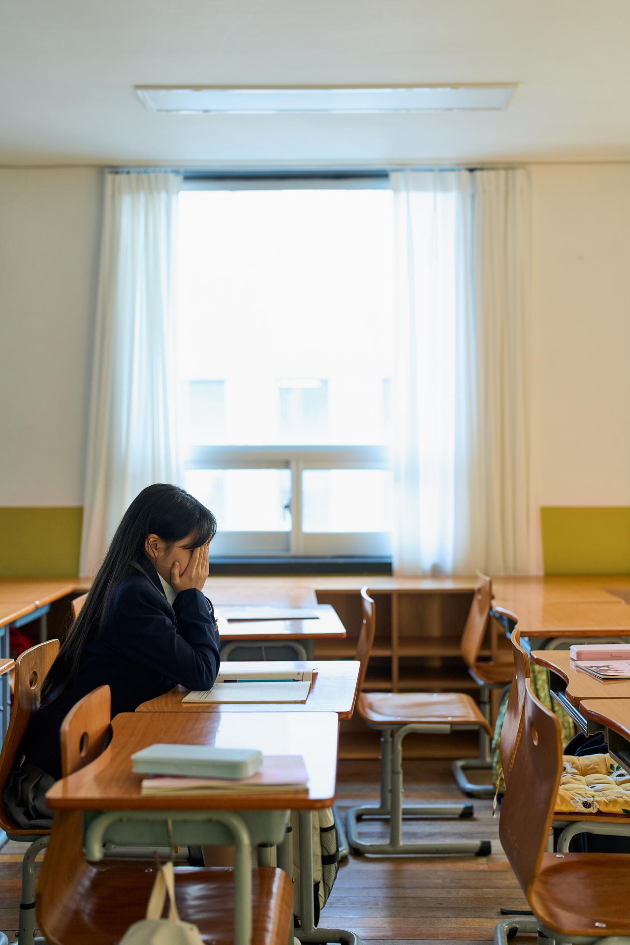 청소년기 우울 증상이 성인이 된 뒤, 자살보다 사고사, 우발적 약물 과용, 폭행 등 ‘외부 요인’에 의한 조기 사망(50세 이전) 위험과 더 연관된다는 연구 결과가 나왔다. 고려대 보건정책관리학부 김진호 교수 연구팀은 미국 대표 청소년 패널조사 ‘Add Health’ 대상자 1만 4,320명을 1994년부터 2023년까지 약 30년간 추적 분석해 이 같은 결과를 확인했다.
