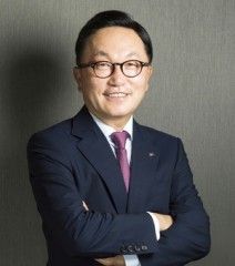Mirae Asset chief says investment, not dividends, builds winners