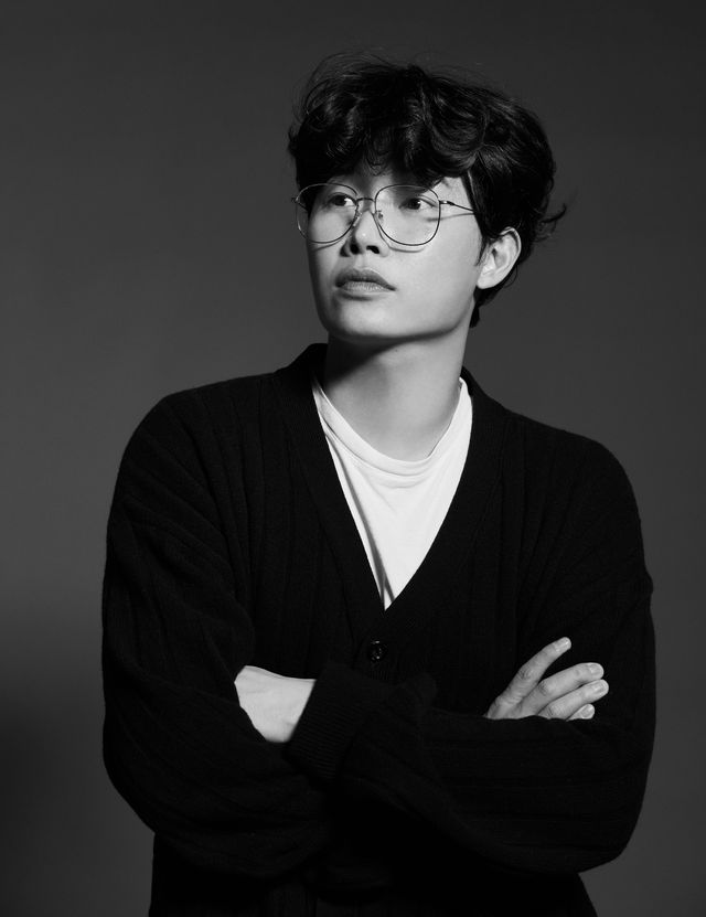 김인태 김해김(KIMHEKIM) 대표가 브랜드 창립 10주년을 맞아 인터뷰를 했다. [김해김]
