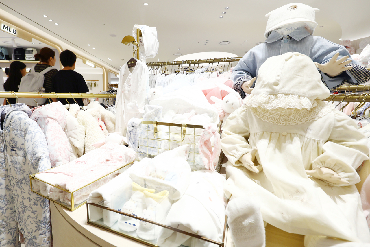 A children's clothing store in Seoul is seen on Wednesday. (Yonhap)