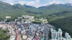 [영상]서울 신축 방3개가 어떻게 월세 44만원?…‘이 배우’가 사는 법 [부동산360]