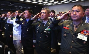 李대통령, 새 국방부 장관에 강신철 낙점…문민장관시대 종식 수순
