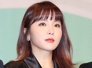 가수 홍진영 “맥주 세 모금에 얼굴 빨개져”…‘알코올 홍조’, 건강 적신호일까? [그들의 건강美학]