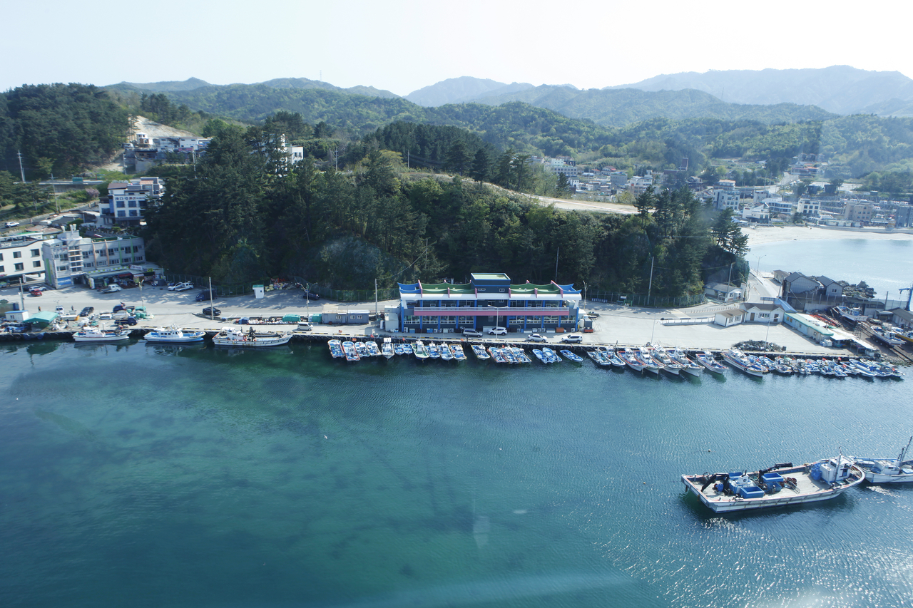 삼척 장호항[한국관광공사 제공]