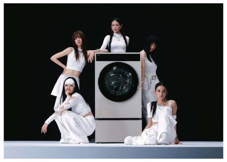 LG Electronics' five-member virtual girl group AI-DOL (LG Electronics)