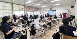 광주차이나센터, 담양여중서 ‘찾아가는 중국문화체험’