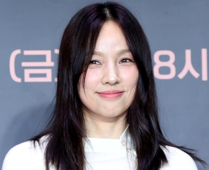 이효리 “나 워터밤 가고 싶어…올해 끝났나요?” 관심 폭발