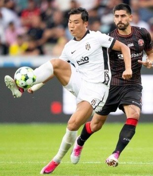 Oh features in Besiktas rout