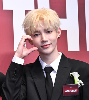 [포토]앤더블 장하오 ‘모닝 볼하트’
