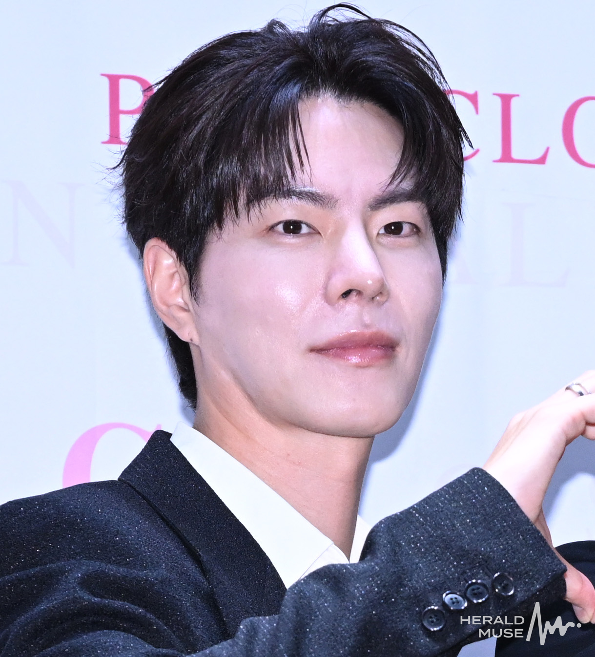 [포토]클로저 홍종현, ‘오랜만에 인사드려요’