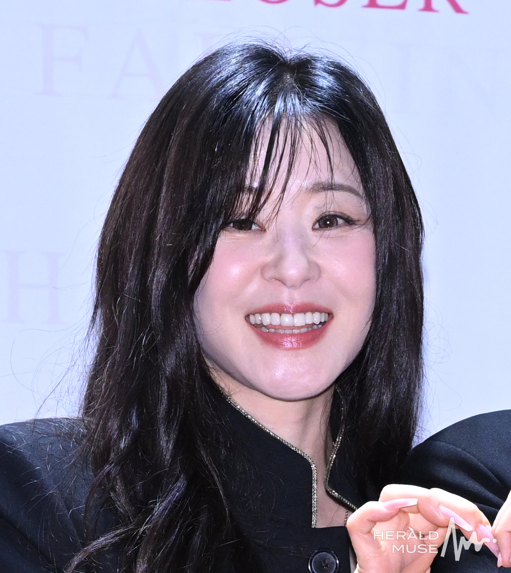 [포토]‘클로저’ 최강희 여전한 동안 미소
