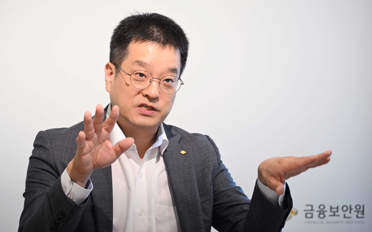 김성웅 금융보안원 금융AI보안연구소장이 27일 오후 서울 여의도 금융보안원 여의도지점에서 헤럴드경제와 인터뷰를 하고 있다. 이상섭 기자