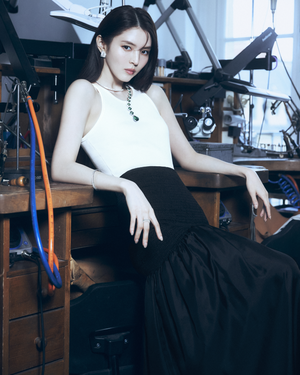 한소희, CEO 되더니..우아한 카리스마 폭발[화보]