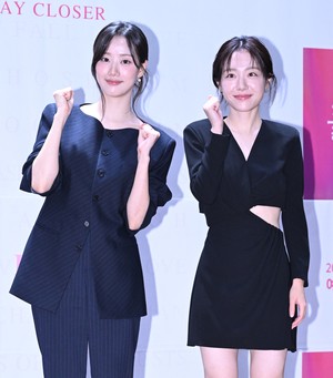 [포토]소주연, 이나은 ‘클로저 화이팅’