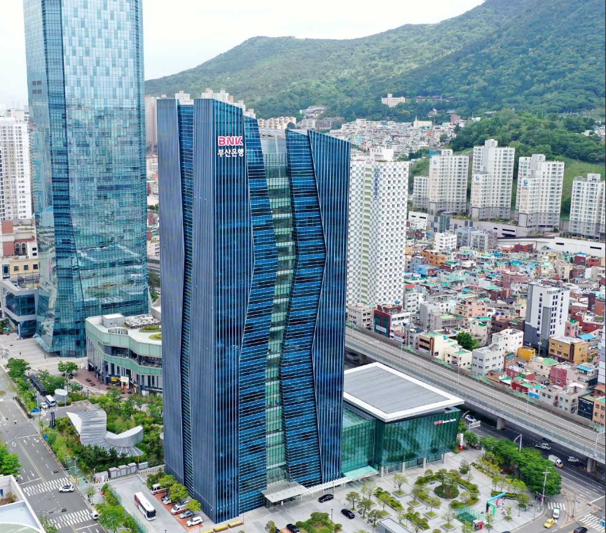 BNK부산은행 전경 [BNK부산은행 제공]