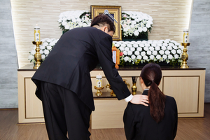 40년 지기 장지 찾아갔다가 "빈소엔 왜 안 왔냐" 쫓겨난 사연