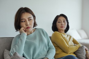 명절마다 음식 준비하던 며느리…“지쳤다며 이번엔 둘이 쉬고 싶다고 하네요”