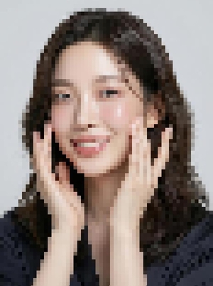 “KBS 출연중 유명배우, 부산 추락사 가해자 누나”…유족 청원에 갑론을박