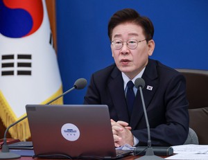 李대통령 “주요 인프라 민영화, 결국 국민 부담 늘려”