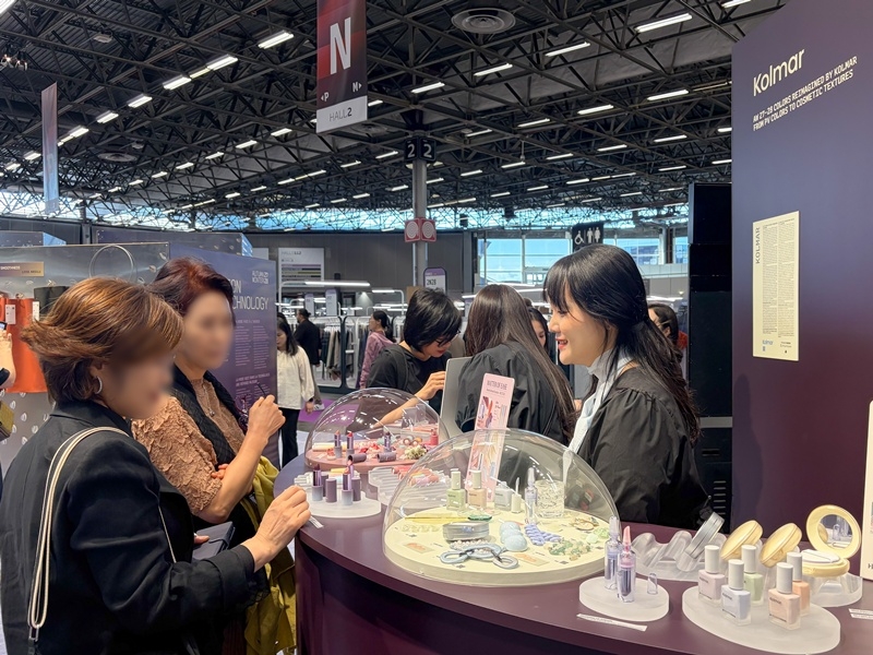 Kolmar Korea's exhibition booth at Première Vision Paris in France. (Kolmar Korea)