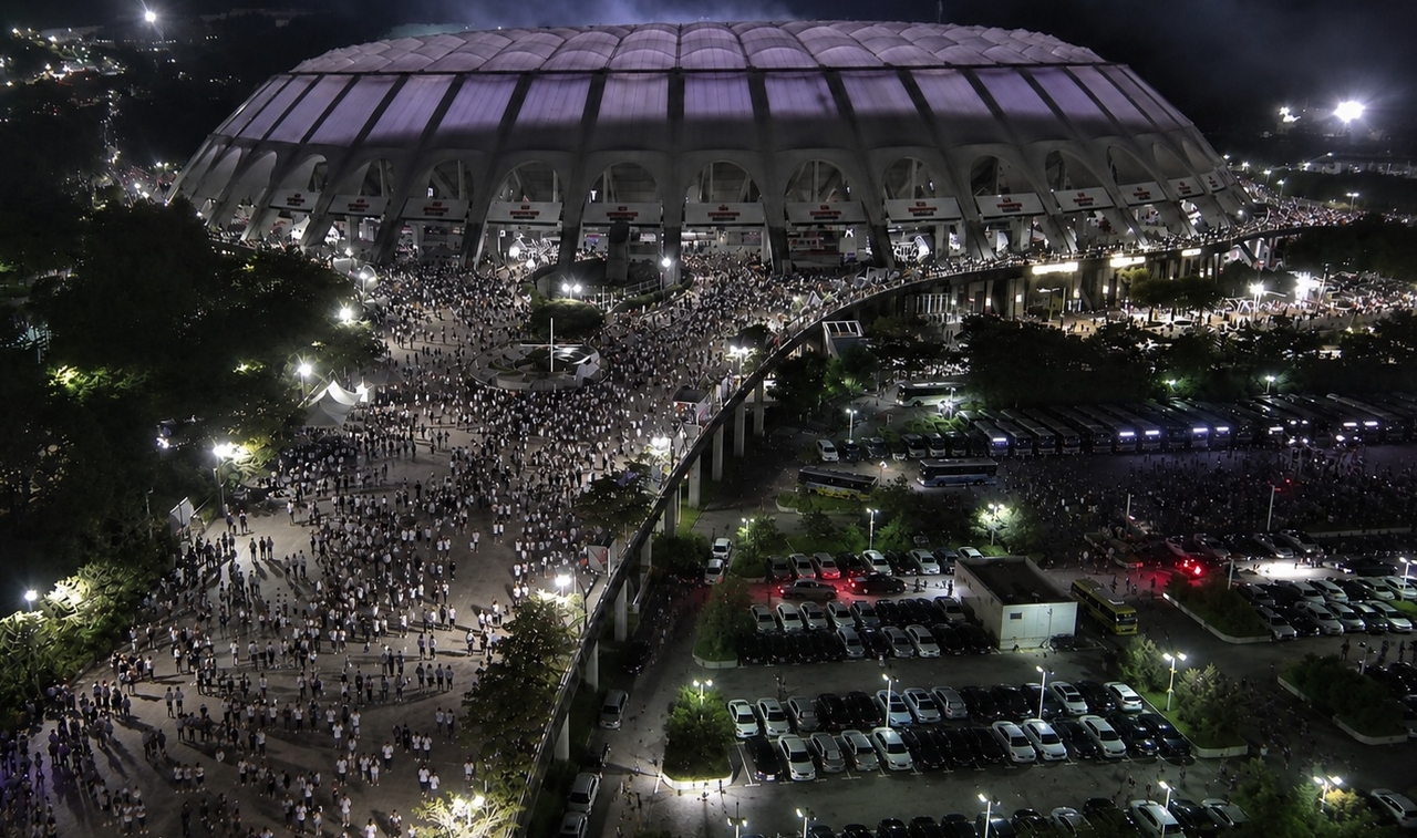 Foreign tourists, including BTS fans, crowd Busan Asiad Main Stadium during a BTS concert in June. [Yonhap]