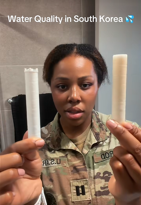 Screenshot from a video comparing a used water filter with a new one in a US Army soldier’s barracks in Pyeongtaek, Gyeonggi Province. (TikTok @Ppeachess01)